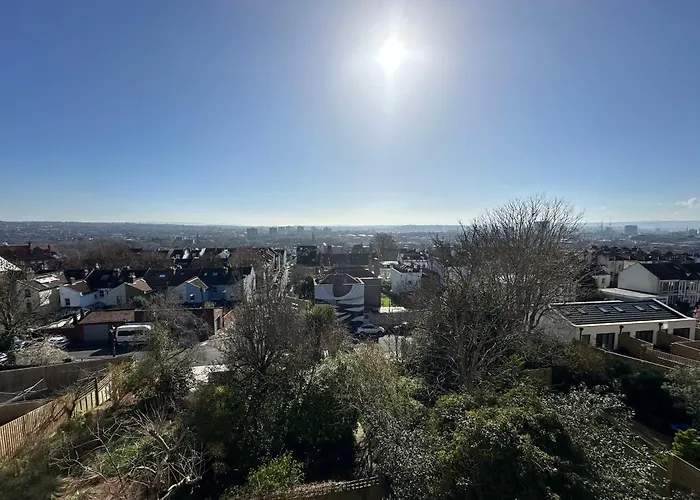 Large 2 Story Penthouse Apartment, Impressive Views