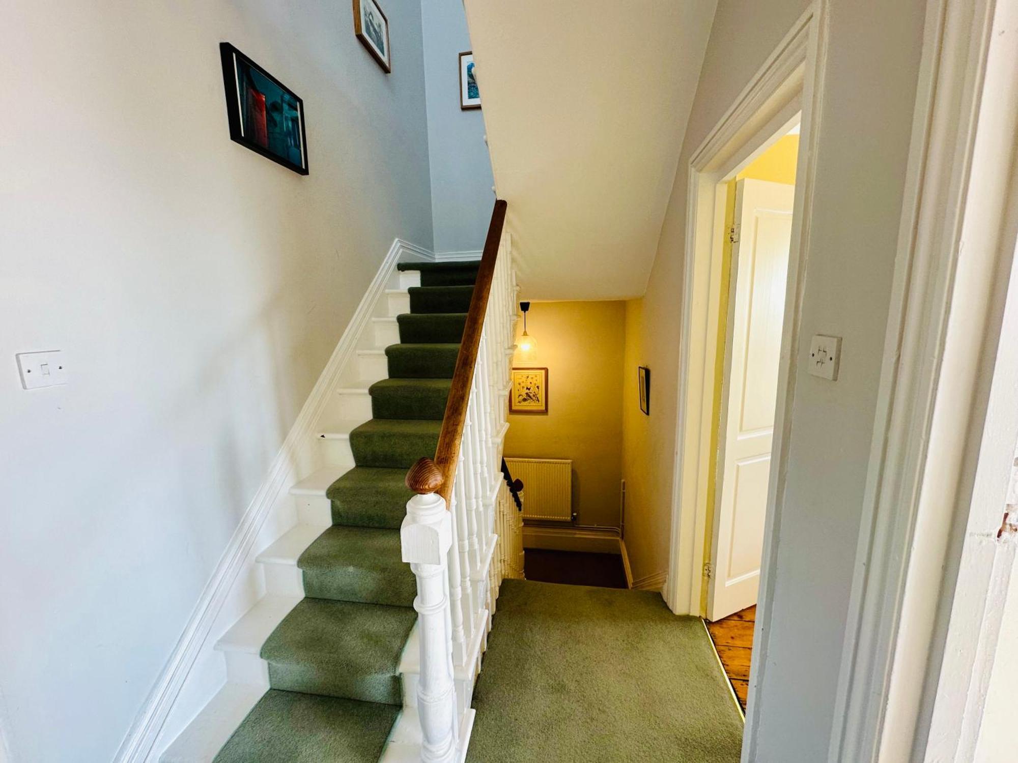 Large 2 Story Penthouse Apartment, Impressive Views Apartment Bristol