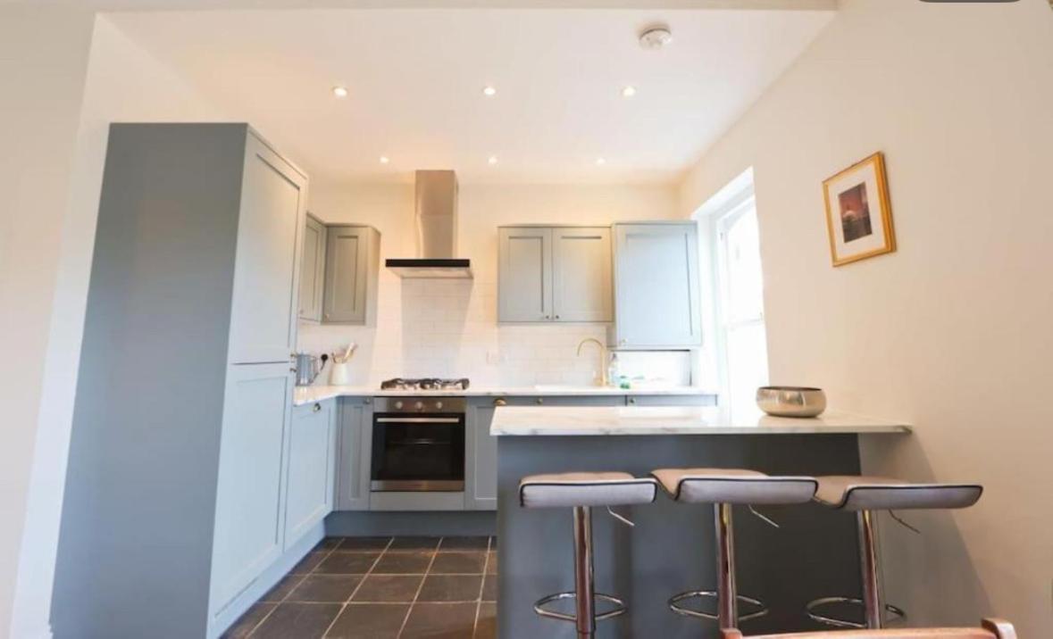 Apartment Large 2 Story Penthouse Apartment, Impressive Views Bristol
